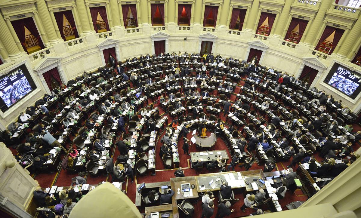 La cámara de Diputados tratará de volver a debatir de manera presencial antes de las elecciones