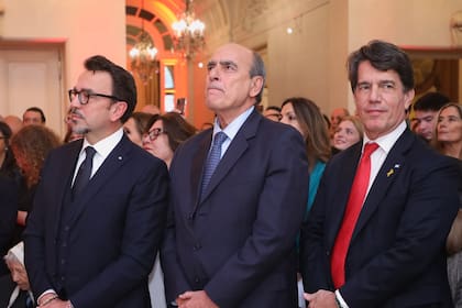 Sociales en el festejo por el Día de la República en la embajada de Italia